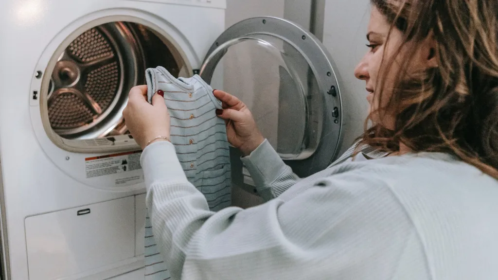 How to Dry a Comforter in the Dryer Without Ruining It